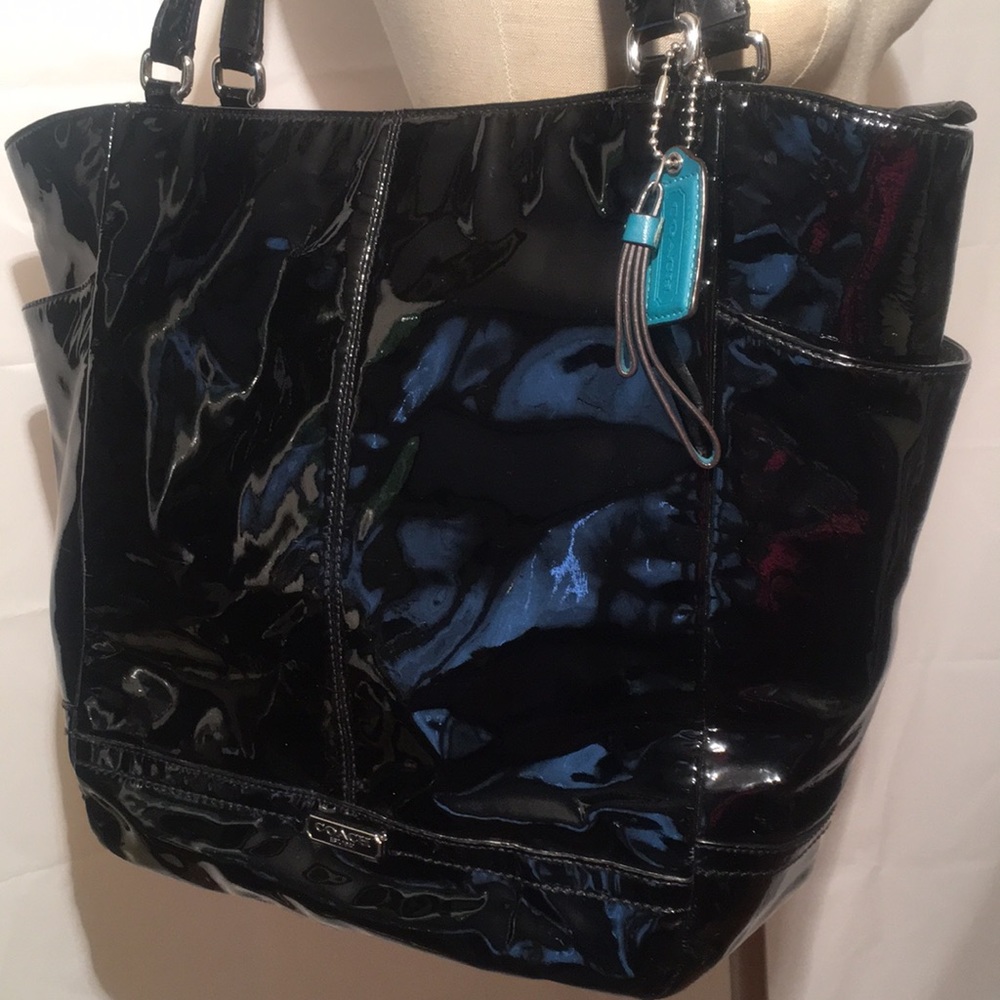 Coach Patent Leather Tote #F24893 13”Hx11”Wx5”D - Picture 3 of 8